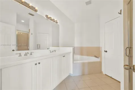 10346 NW 30th Terrace Doral FL 33172