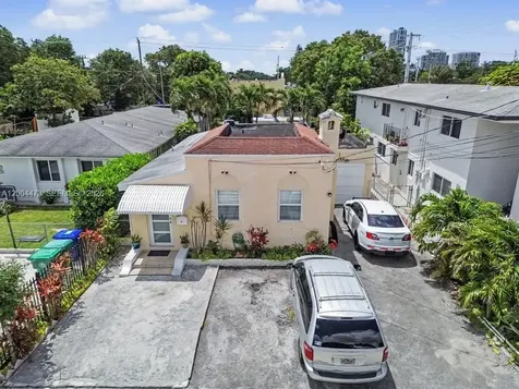 3554 SW 26th Street Miami FL 33133