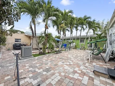 3554 SW 26th Street Miami FL 33133