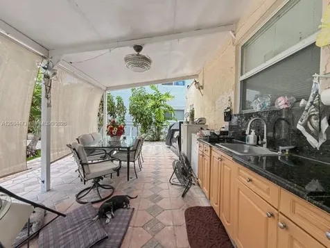 3554 SW 26th Street Miami FL 33133