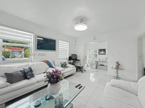 3554 SW 26th Street Miami FL 33133