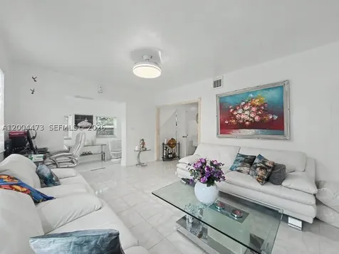 3554 SW 26th Street Miami FL 33133