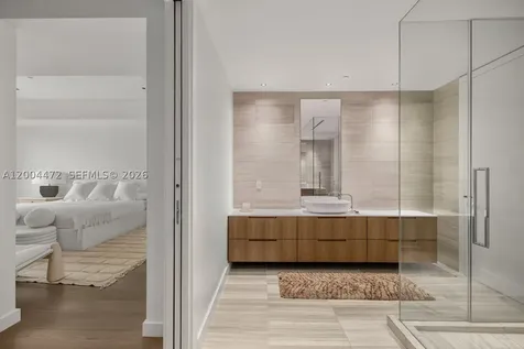 4701 N Meridian Avenue Miami Beach FL 33140