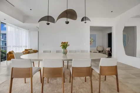 4701 N Meridian Avenue Miami Beach FL 33140