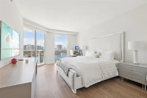 3640 Yacht Club Drive Aventura FL 33180