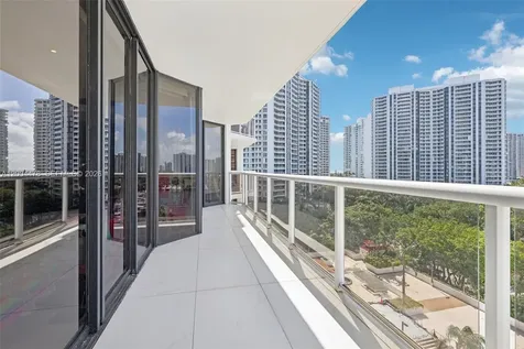 3640 Yacht Club Drive Aventura FL 33180
