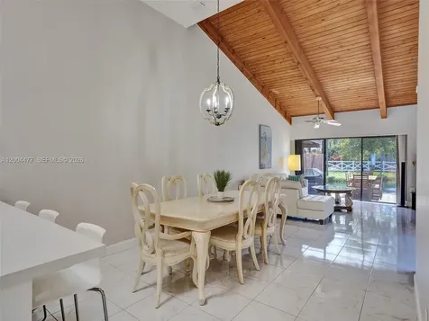 2667 S Parkview Drive Hallandale Beach FL 33009