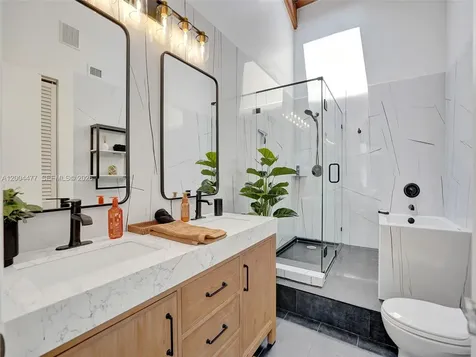 2667 S Parkview Drive Hallandale Beach FL 33009