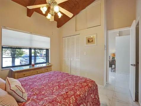 2667 S Parkview Drive Hallandale Beach FL 33009