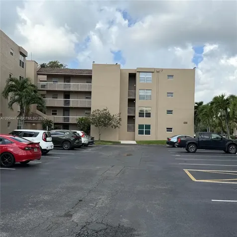 9440 Tangerine Place Davie FL 33324