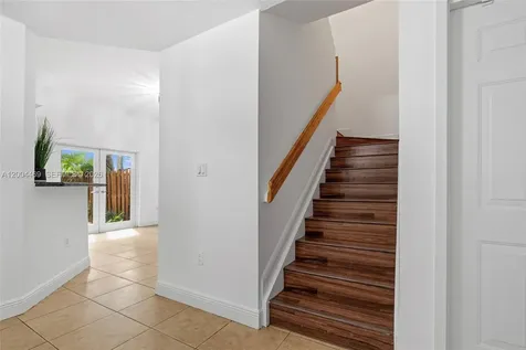 22251 SW 88th Path Cutler Bay FL 33190