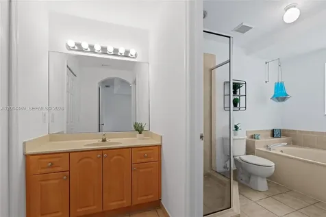 22251 SW 88th Path Cutler Bay FL 33190