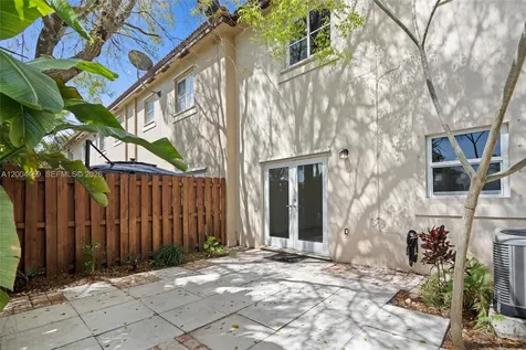 22251 SW 88th Path Cutler Bay FL 33190