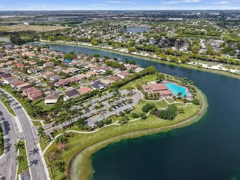 22251 SW 88th Path Cutler Bay FL 33190