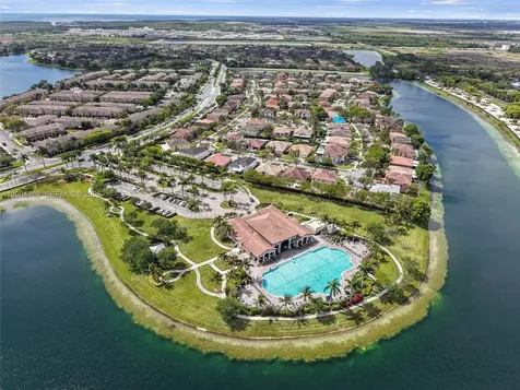 22251 SW 88th Path Cutler Bay FL 33190