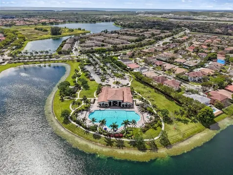 22251 SW 88th Path Cutler Bay FL 33190