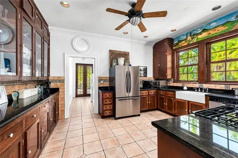 1036 NE 89th Street Miami FL 33138