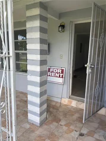 1070 NW 147th Street Miami FL 33168