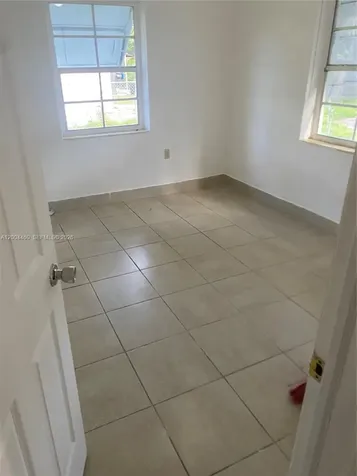 1070 NW 147th Street Miami FL 33168