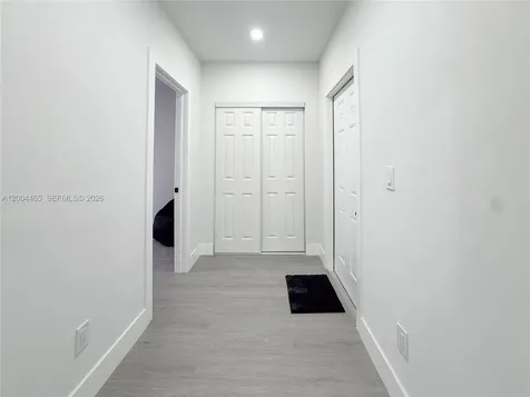 1846 NW 49th Street Miami FL 33142