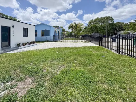 1846 NW 49th Street Miami FL 33142