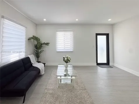 1846 NW 49th Street Miami FL 33142