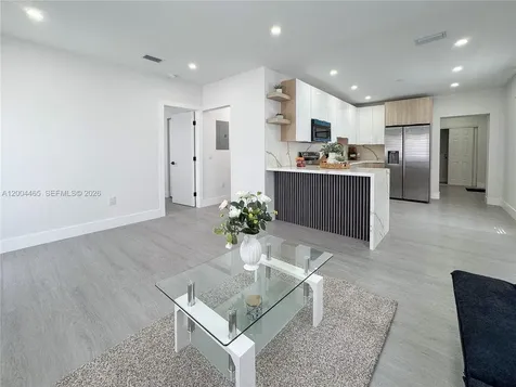 1846 NW 49th Street Miami FL 33142