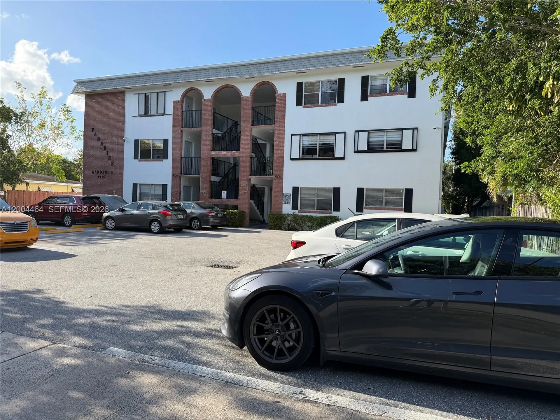 2415 Lincoln Street Hollywood FL 33020