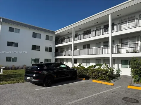 2415 Lincoln Street Hollywood FL 33020