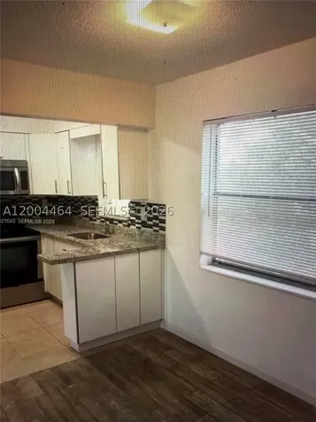 2415 Lincoln Street Hollywood FL 33020