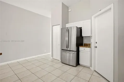 1414 E Harmony Lake Circle Davie FL 33324