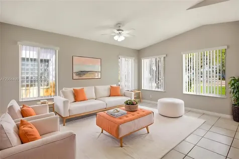 1414 E Harmony Lake Circle Davie FL 33324