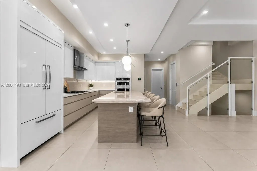 104 NE 16th Terrace Fort Lauderdale FL 33301