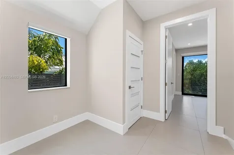 104 NE 16th Terrace Fort Lauderdale FL 33301
