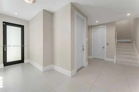 104 NE 16th Terrace Fort Lauderdale FL 33301