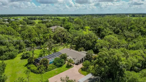 18220 Elmwood Other City - In The State Of Florida FL 33920