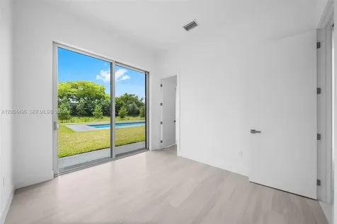 16710 N Botaniko Drive N Weston FL 33326
