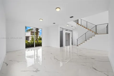 16710 N Botaniko Drive N Weston FL 33326