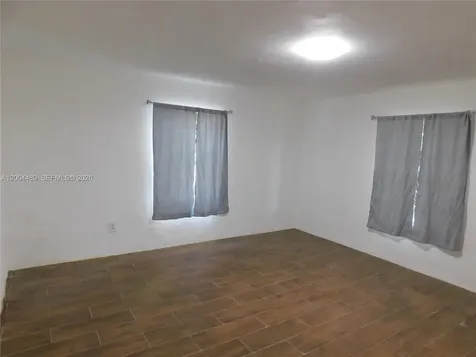 10945 NW 19th Avenue Miami FL 33167