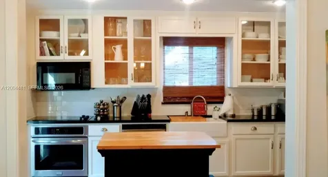 5718 SW 48th Street South Miami FL 33155