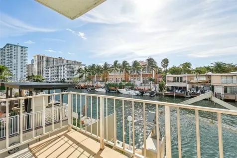 3862 NE 171st Street North Miami Beach FL 33160