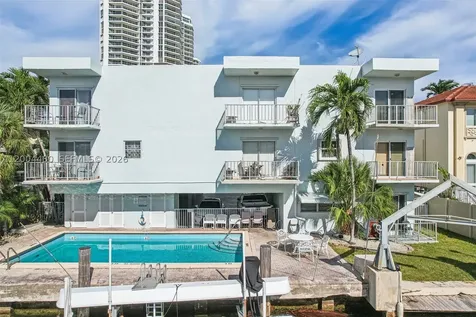 3862 NE 171st Street North Miami Beach FL 33160