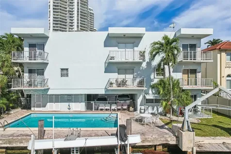 3862 NE 171st Street North Miami Beach FL 33160