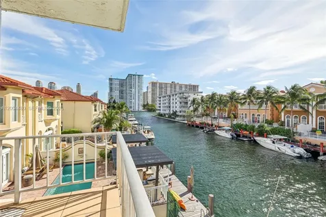 3862 NE 171st Street North Miami Beach FL 33160