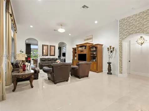 14857 SW 38th Street Davie FL 33331