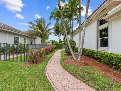 14857 SW 38th Street Davie FL 33331