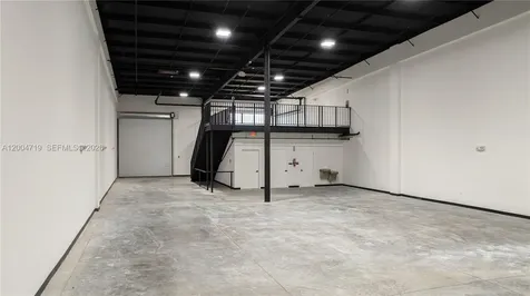 7265 NW 74th Street Medley FL 33166