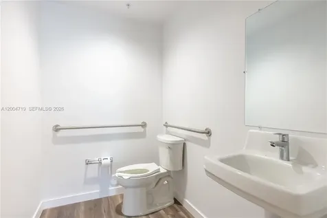 7265 NW 74th Street Medley FL 33166