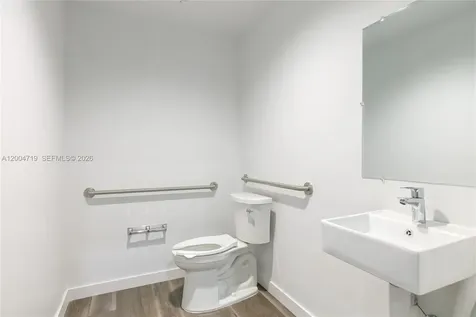 7265 NW 74th Street Medley FL 33166
