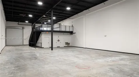 7265 NW 74th Street Medley FL 33166